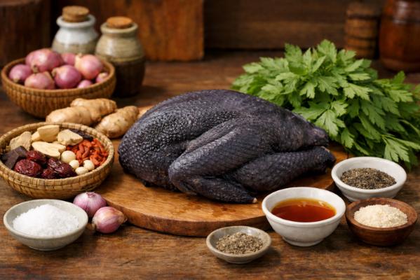 Nguyên liệu nấu món gà hầm thuốc bắc