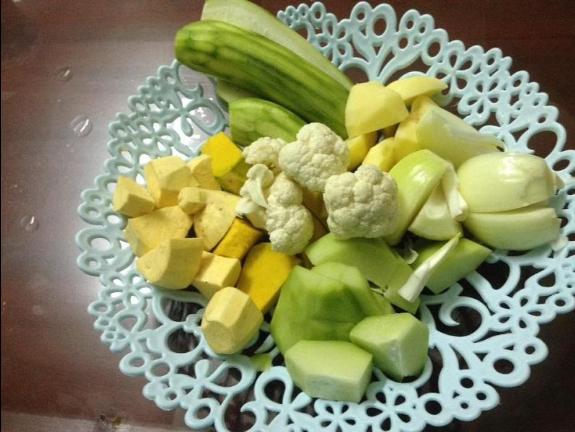 Rau củ nấu nước daishi