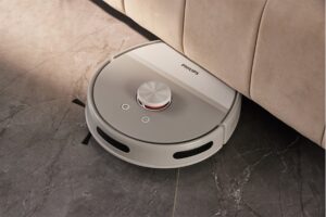 robot lau nha hut bui1